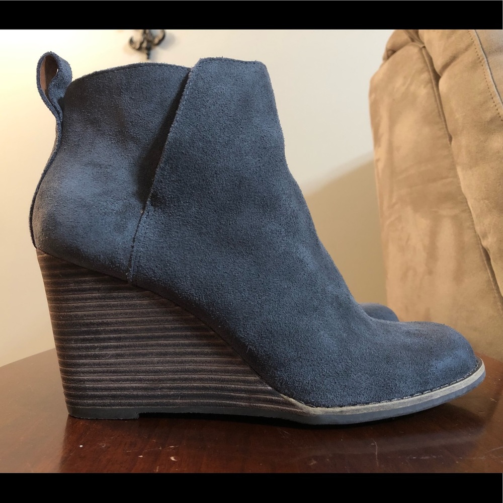Lucky Brand Yezzah gray wedge booties size 8